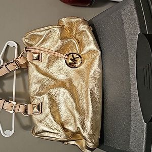 Micheal Kors purse